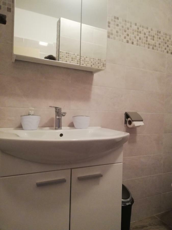 Apartment Marina มาลินสกา ภายนอก รูปภาพ